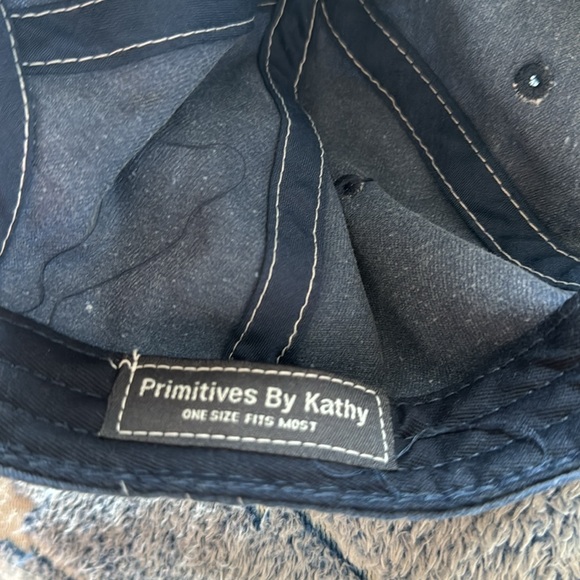 Baseball hat - Picture 3 of 3